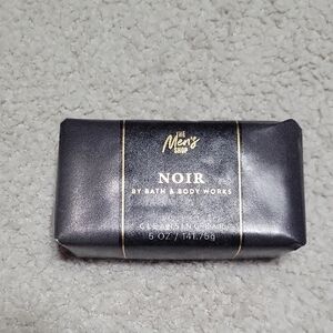 🌞Bath & Body Works Noir Soap